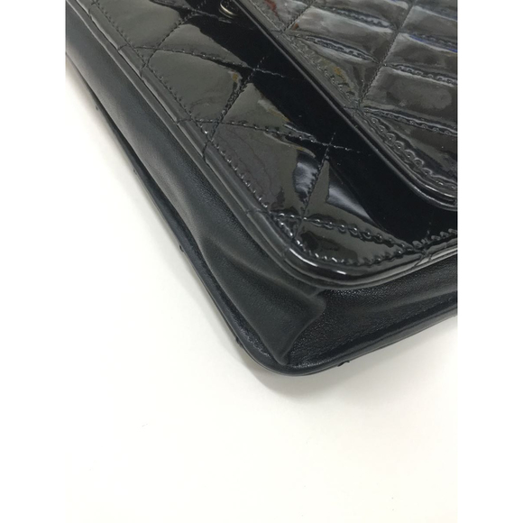 Chanel Matelasse Patent Chain Shoulder Bag - Picture 7 of 9